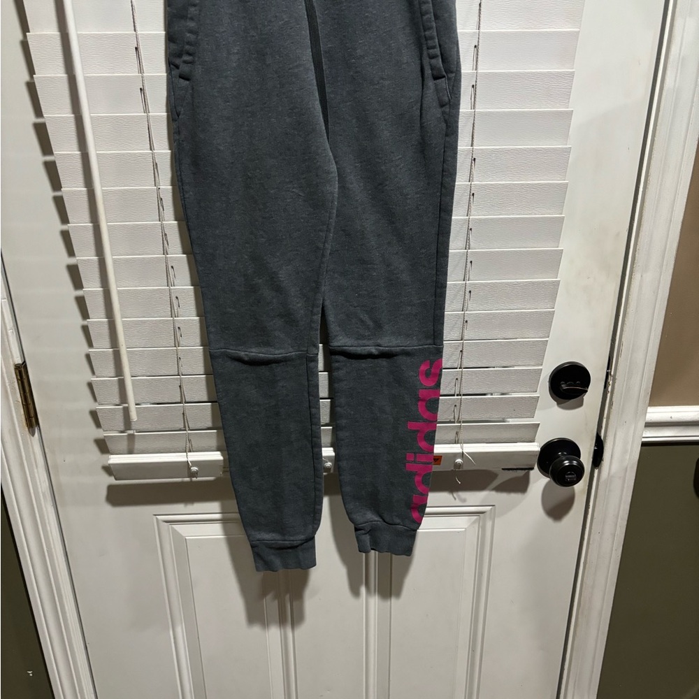 Adidas sweatpants
